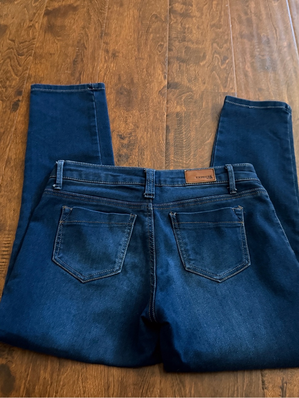 Express Women's Dark Blue Skinny Jeans Size 8